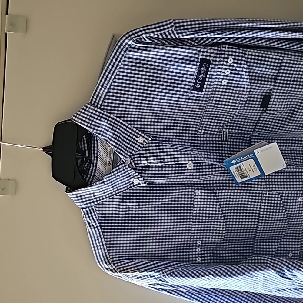 Columbia PFG button down